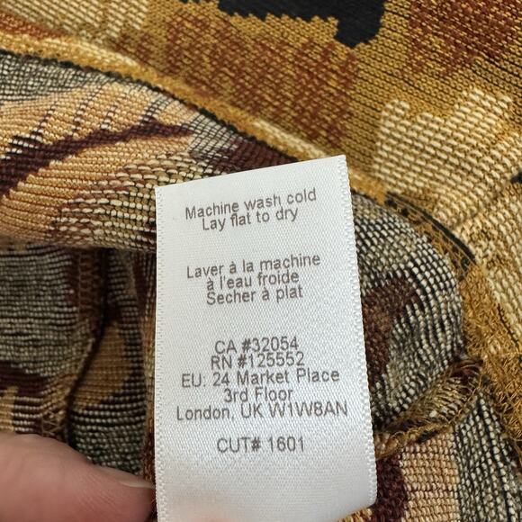 Dolan Geometric Patterned Crop Top - Orange and Black - Picture 8 of 11